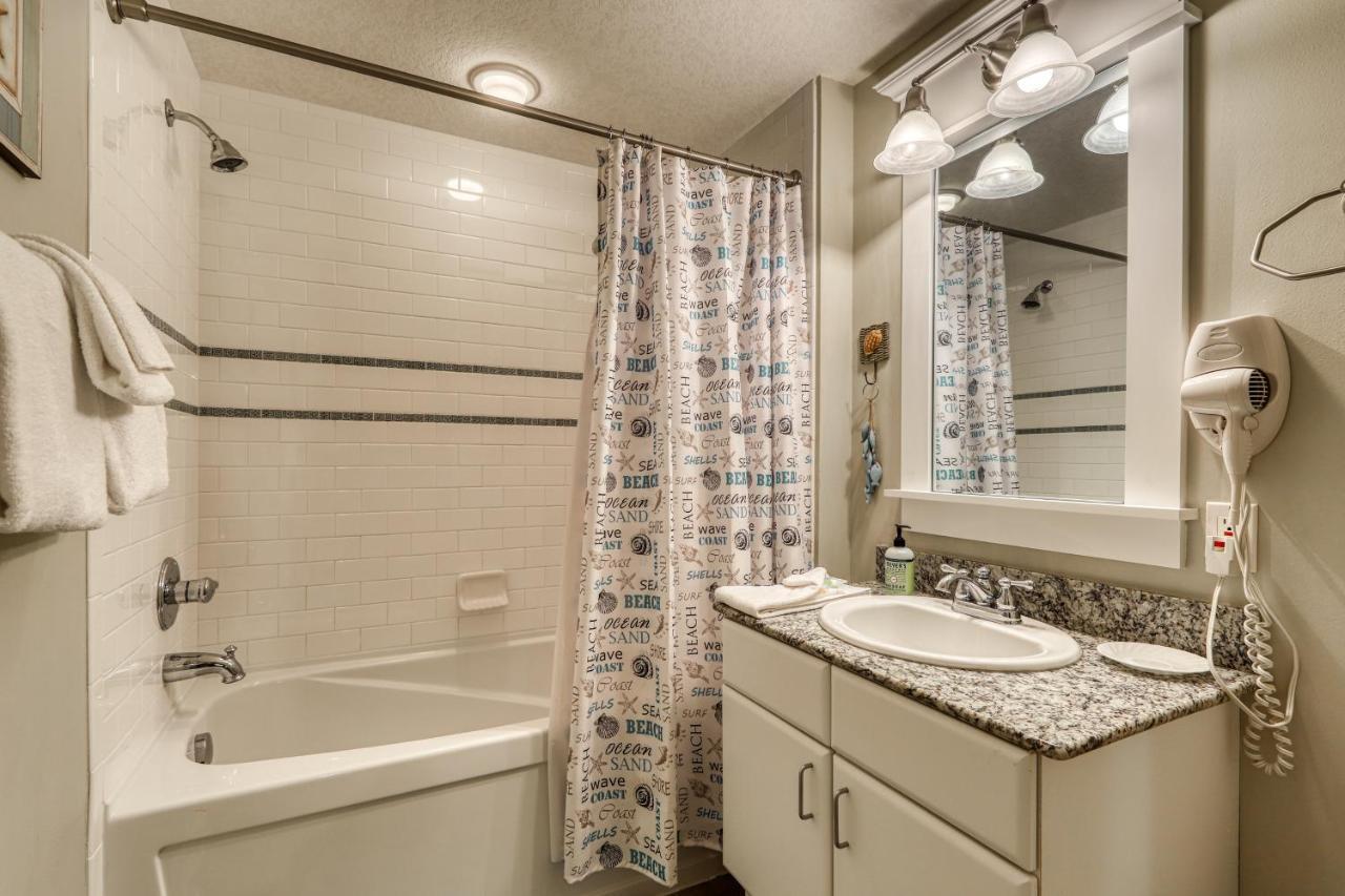Grand Panama Tower 1 Unit 1708 *